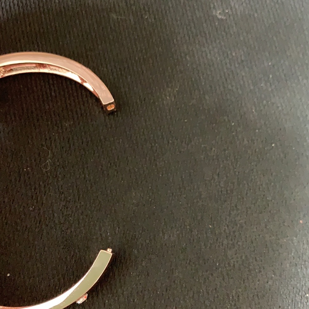 Guess Rose Gold Bracelet with Crystals NWT - Picture 5 of 13